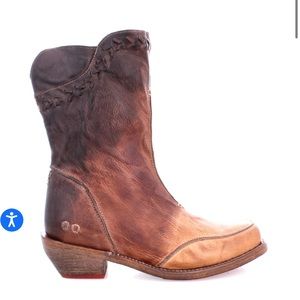 Bed Stu Colleen sz 9 worn once